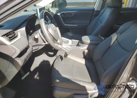 2025 Toyota Rav4 Le z USA, uszkodzony, nr VIN 4T3LWRFV6SU194938